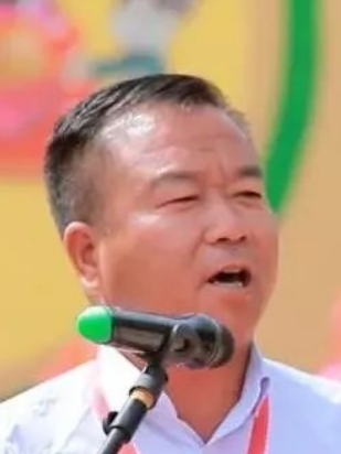 Chong Shefeng